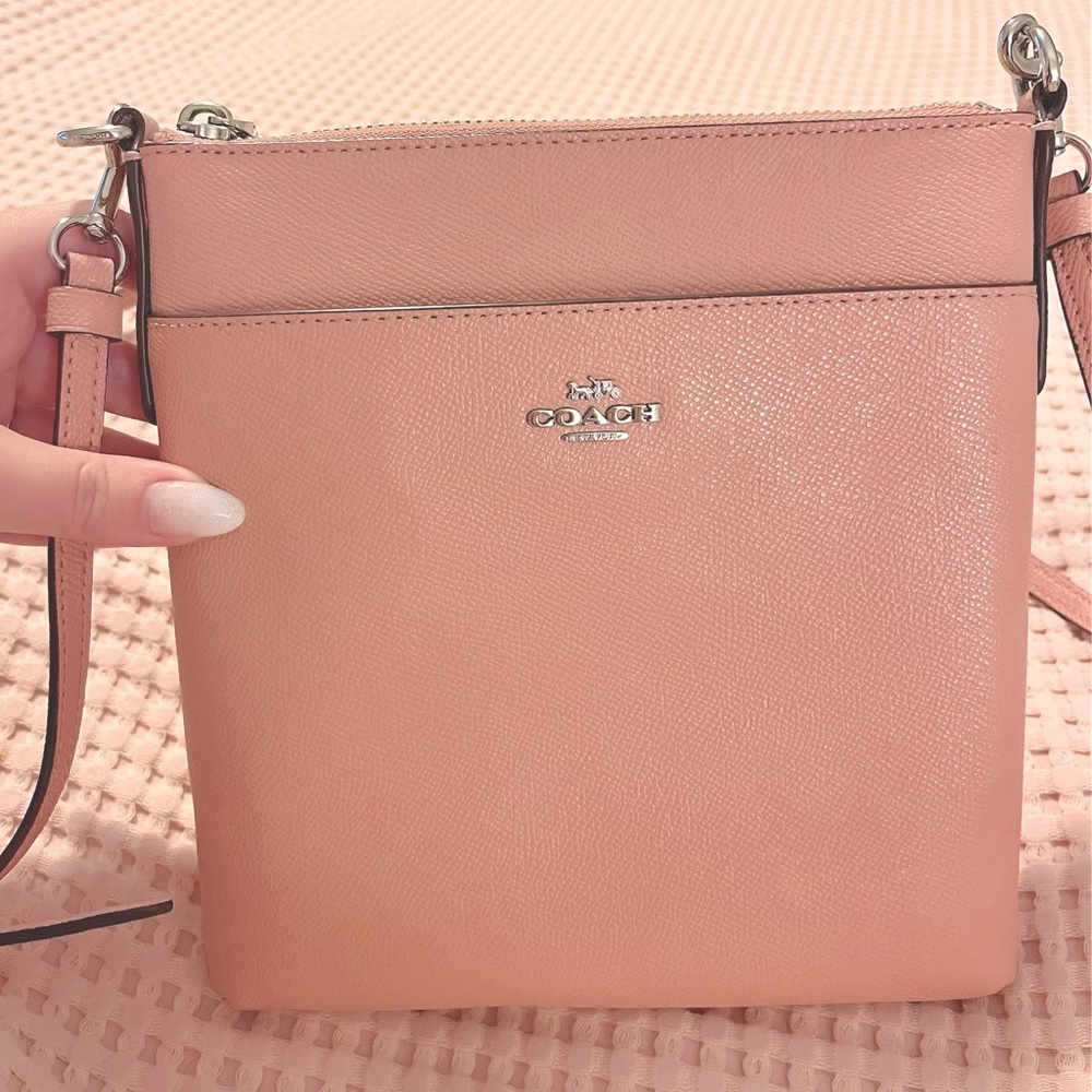 Authentic Coach Messenger Crossbody Bag